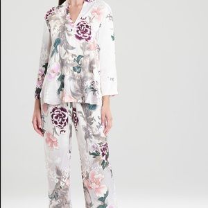 Natori pajamas
